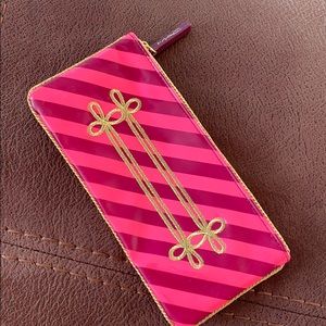 Little cosmetic bag M.AC